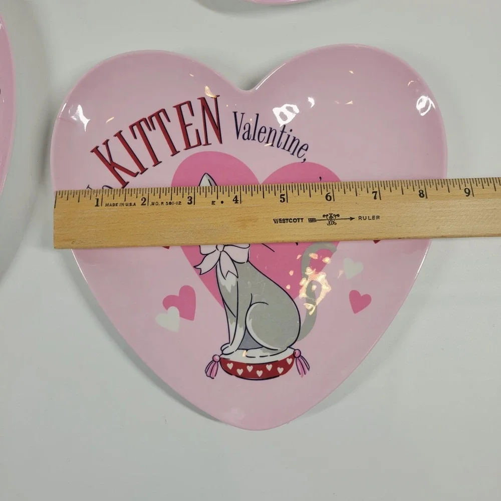 Pottery Barn Kids‎ Heart Shaped Kitten Plate 9